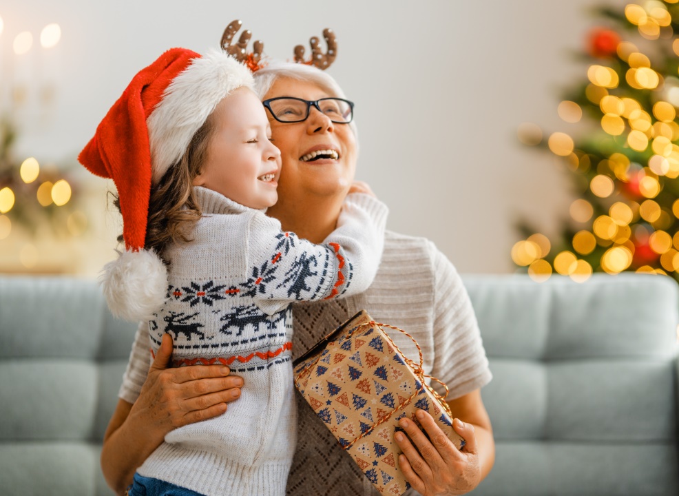 5 cadeaux touchants à offrir à nos grands-parents pour Noël